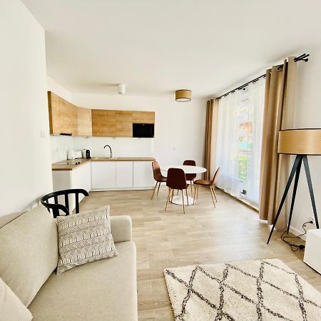 Apart111 Apartamenty - Boho Колобжег Экстерьер фото